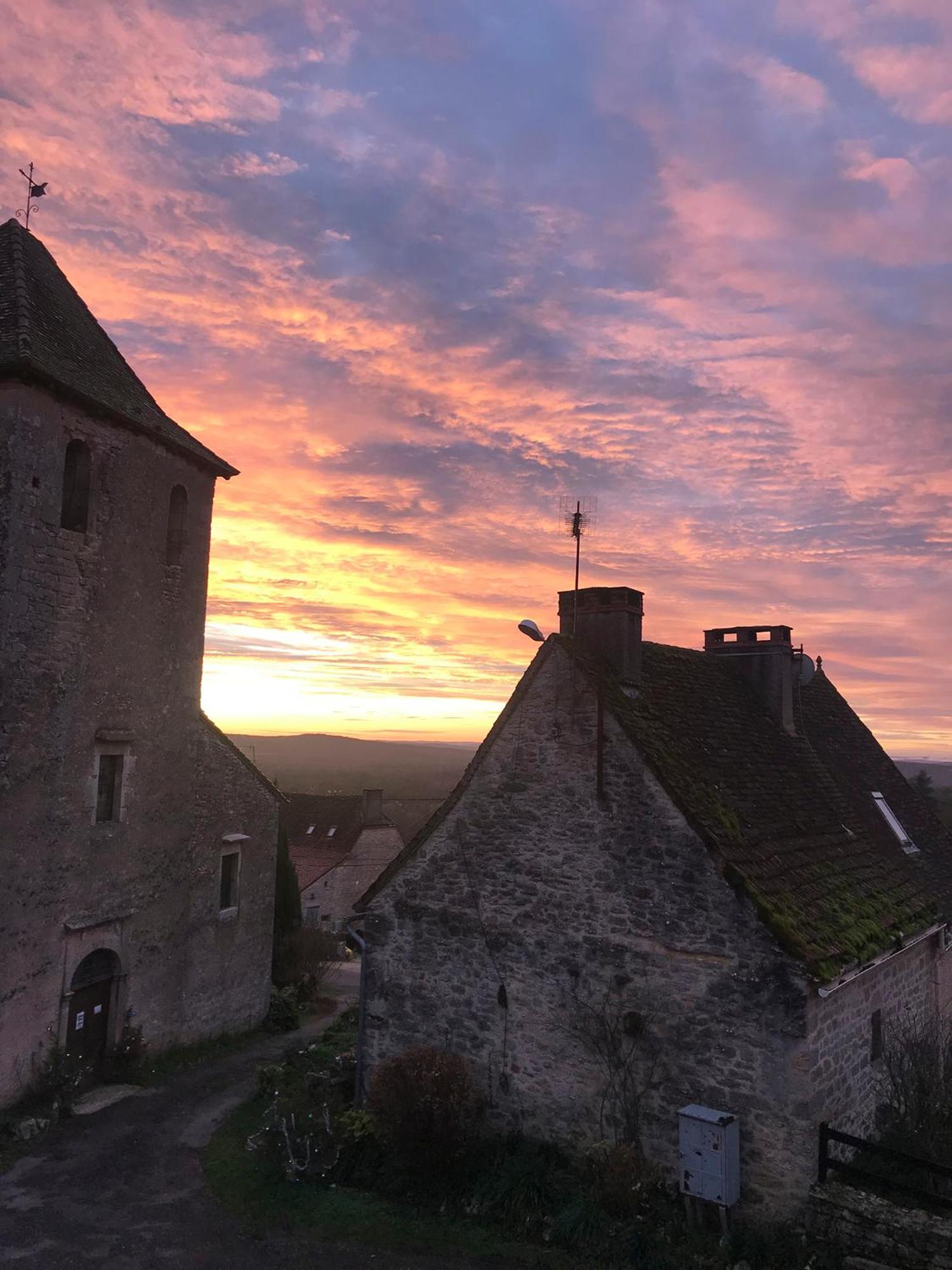 Charmante Maison De Village Senaillac-Lauzes Exterior foto